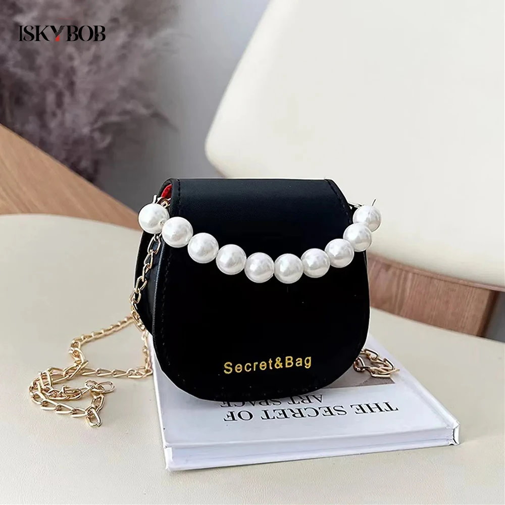 2024 INS Fashion Women\'s Patent Leather Bright Bucket Bags Pearl Small Handbags Female Crossbody Casual Chain Lipstick Handbag