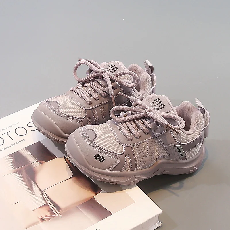 

Children's sports shoes for winter warmth casual shoes for girls soft sole and anti-slip for boys cotton shoes