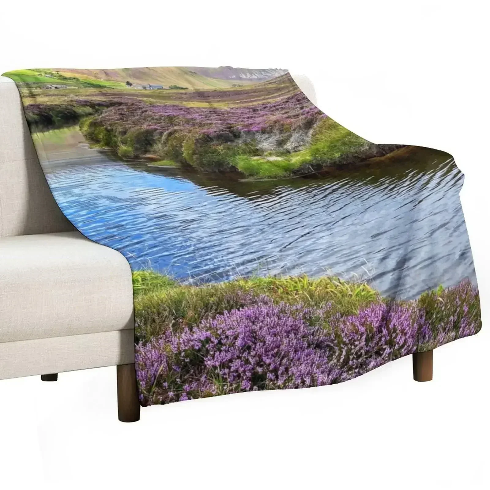 Rackwick on the Orkney Island of Hoy, Scotland Throw Blanket halloween Large Bed Fashionable Plaid on the sofa Blankets