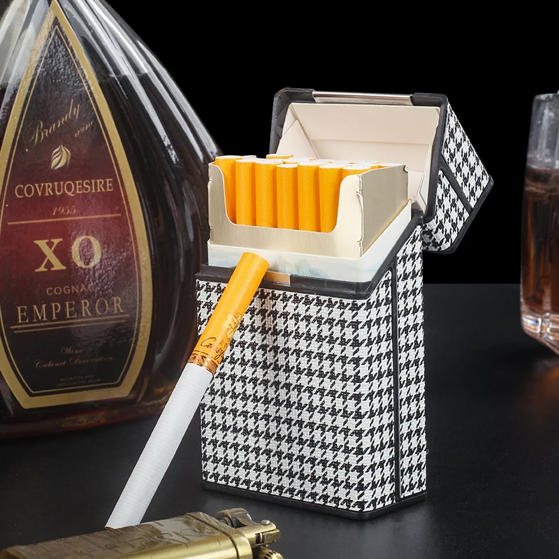 PU Leather Cigarette Case Regular Ladies and Men Portable Plastic Holds 20 Cigarette Box Smoking Accessories