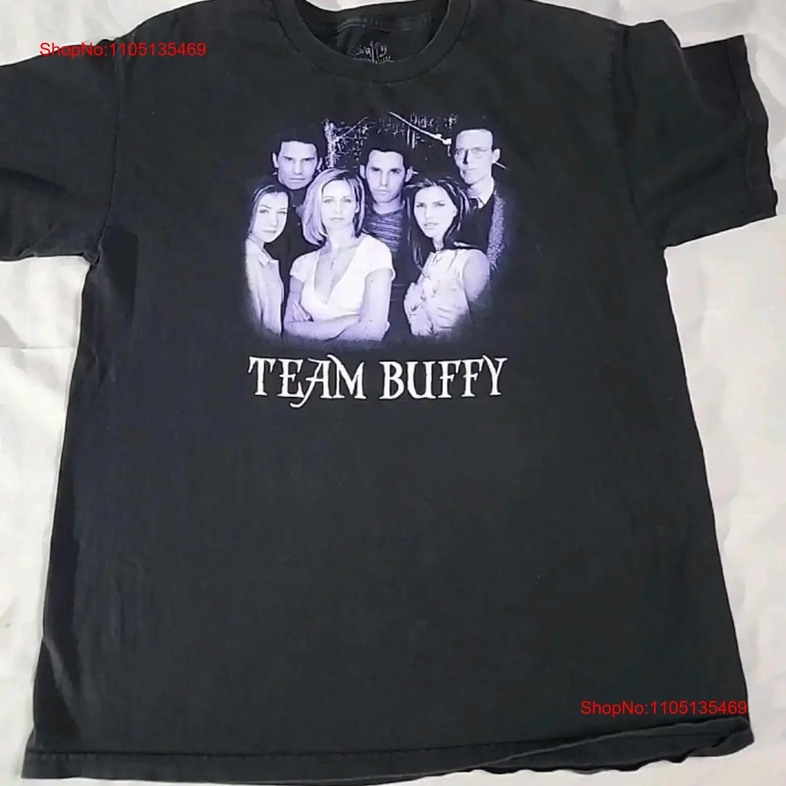 Buffy the Vampire Slayer Cast Photo Team T shirt Size LG vintage Washed graphic Top For Everyday Wear Versatile Stretched