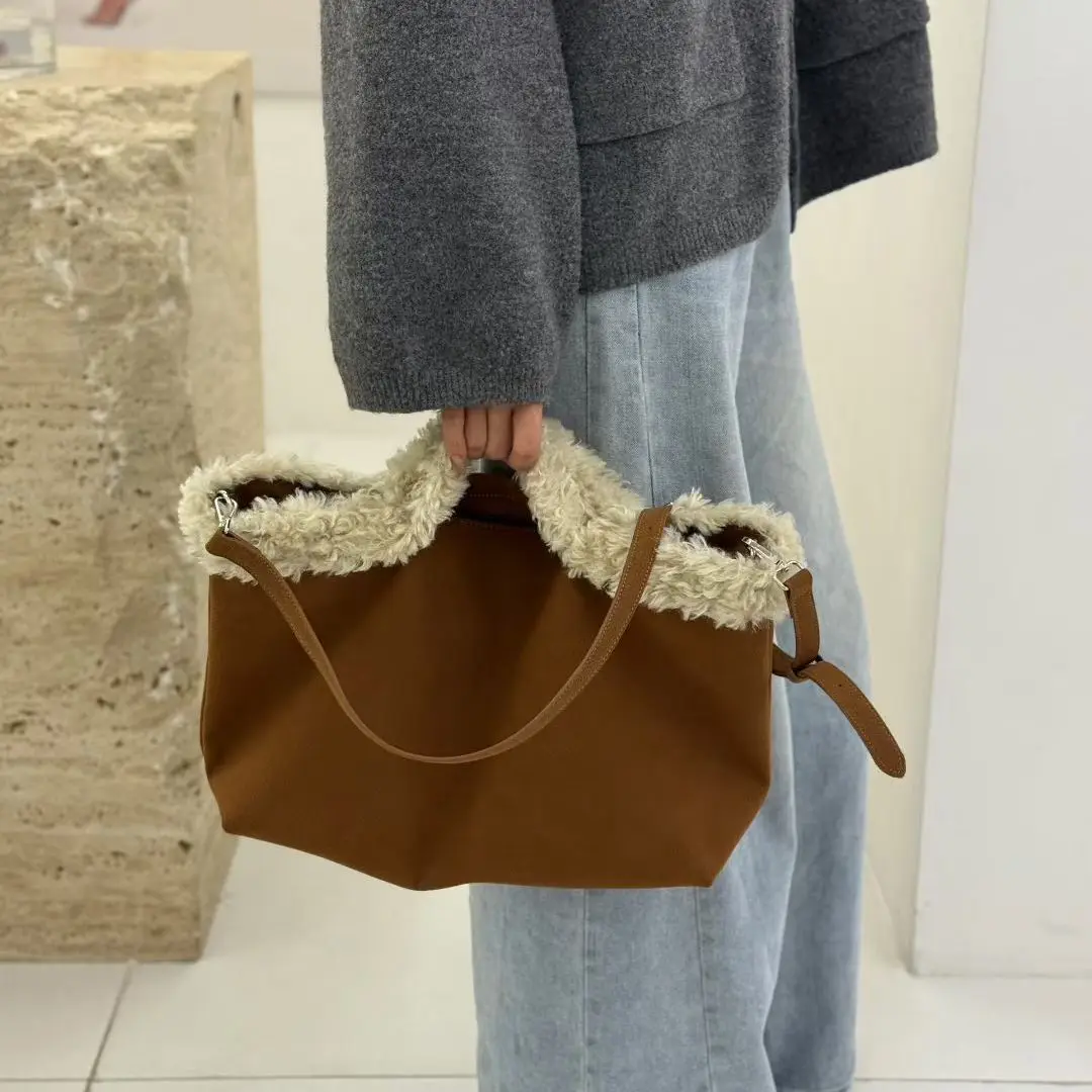 

Autumn Winter New Sle Suede Patchwork Lamb Fur Tote Bag Women Large Capaci Retro Single oulder Bag Crossbody Bag Matern...