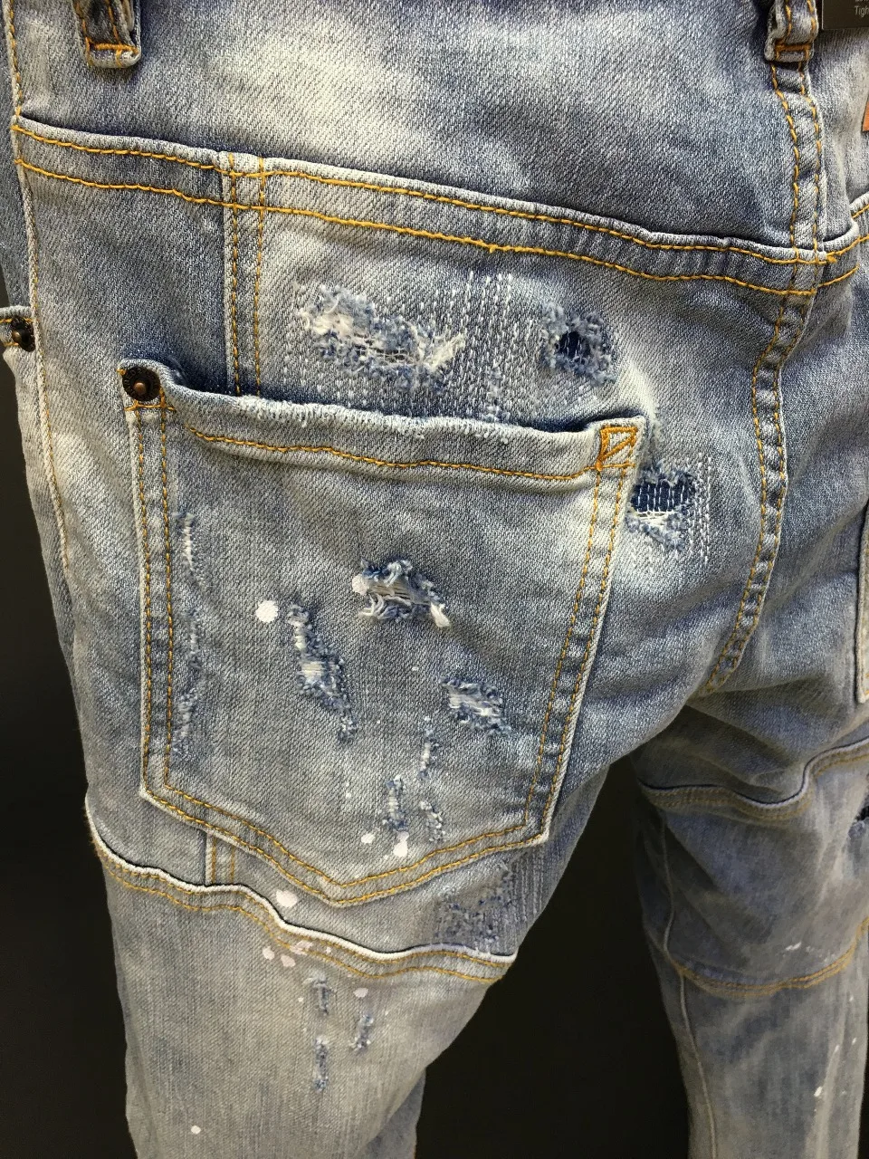 2024 Spring/Summer New D2 Jeans Men's Washed and Worn Hole Patches Painted Slim Fit Small Feet Dark Blue
