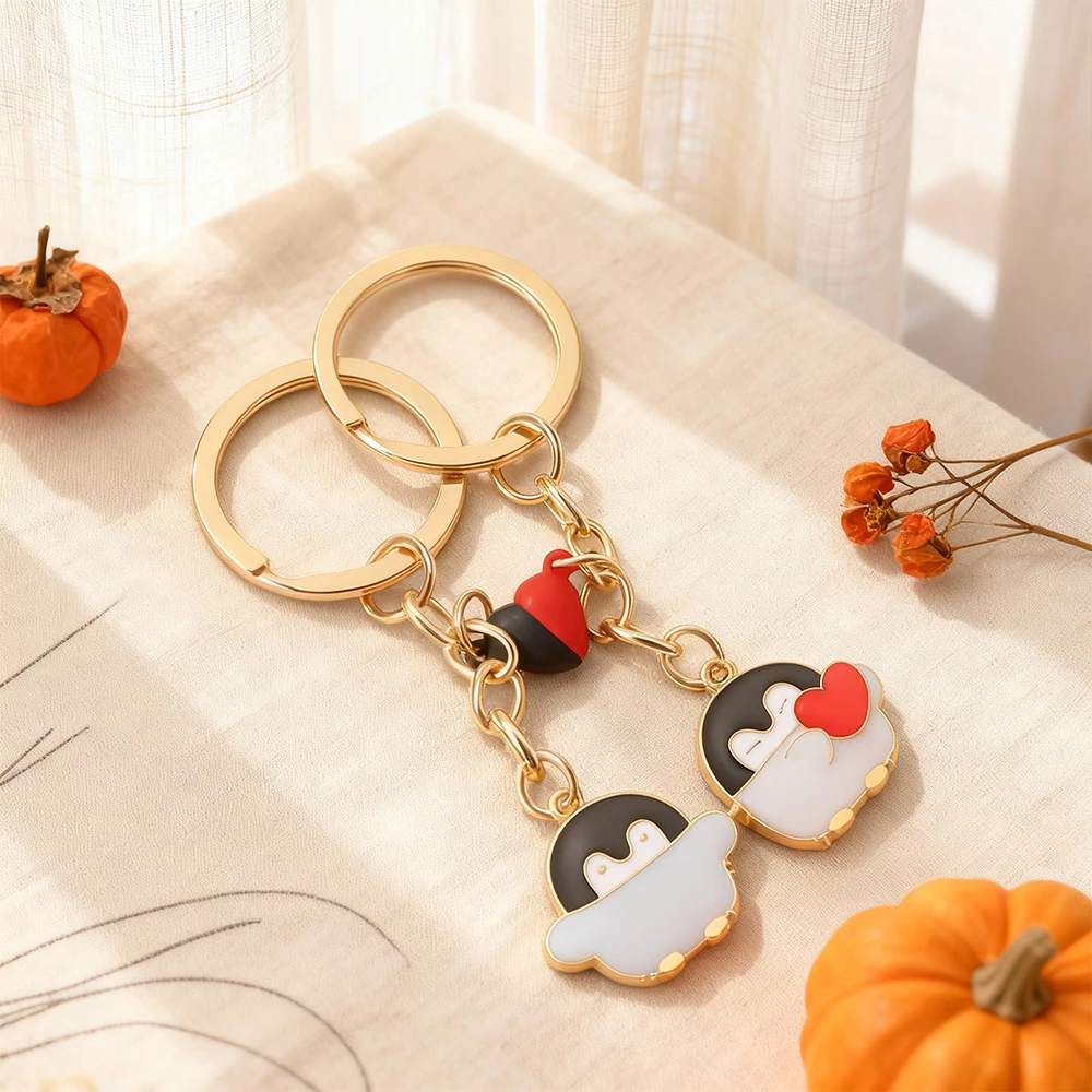 Cute Couple Heart Magnet Penguin Keychain Lovely Aniaml Key Chain For Cosplay Accessories Handmade Keyrings Gifts