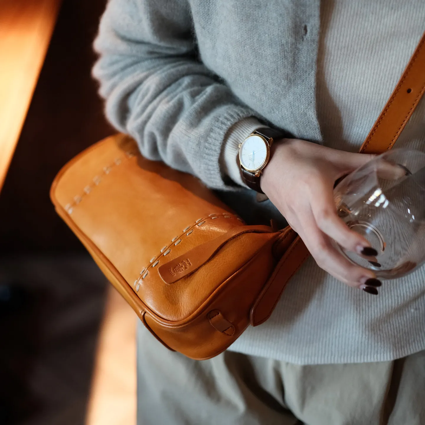 

PNDME organizers designers handmade genuine leather stitching ladies crossbody bag fashion party cow leather women shoulder bag