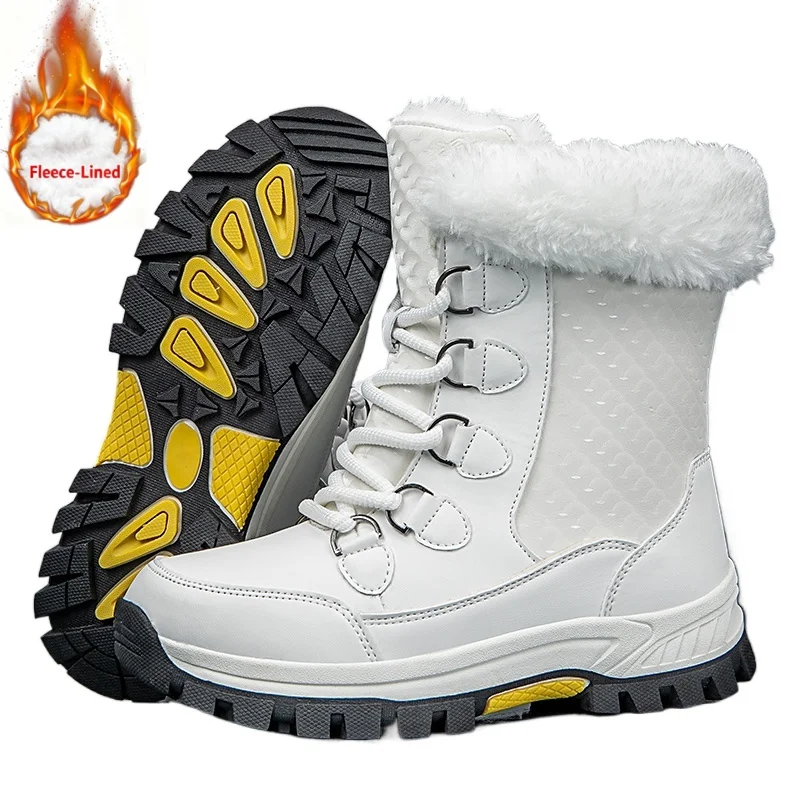 

Winter new style pair of outdoor high-top warm snow boots. Made of cotton material. Available in sizes 36 - 45.