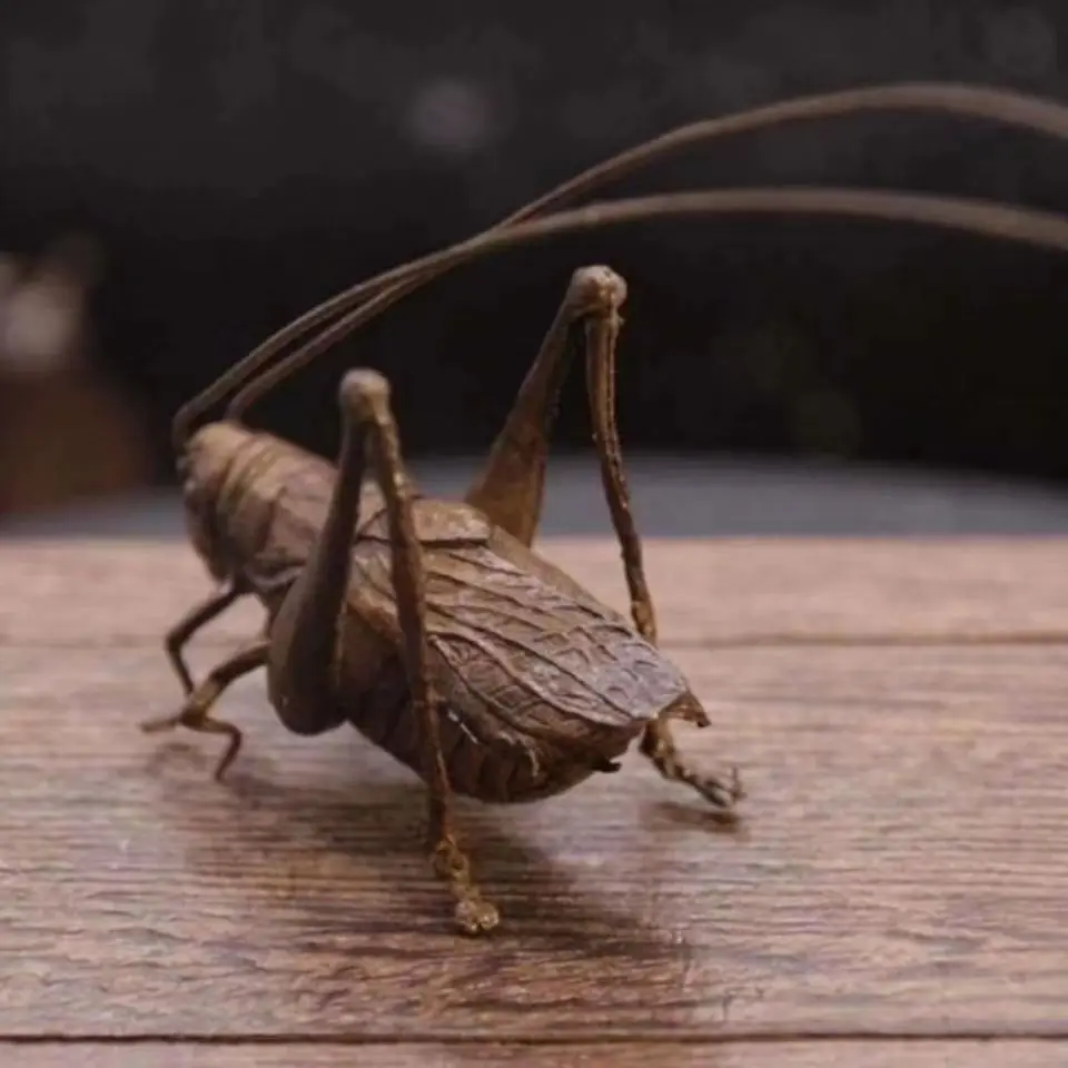 Collection Old Chinese Bronze Carving Exquisite Locust statue Pendant Decoration