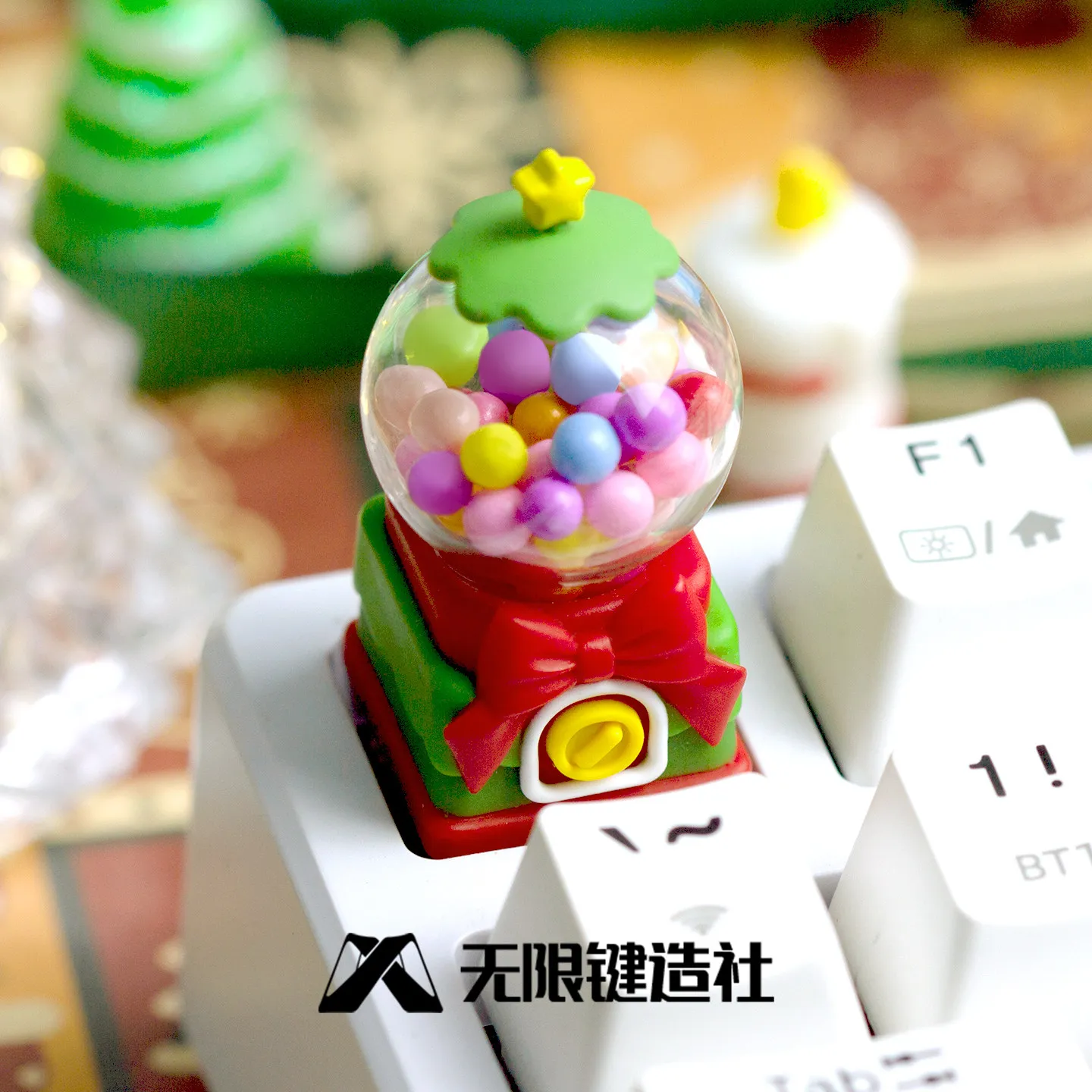 Creative personalized twist egg machine keycap single cute resin mechanical keyboard replaceable button ESC gift keycap