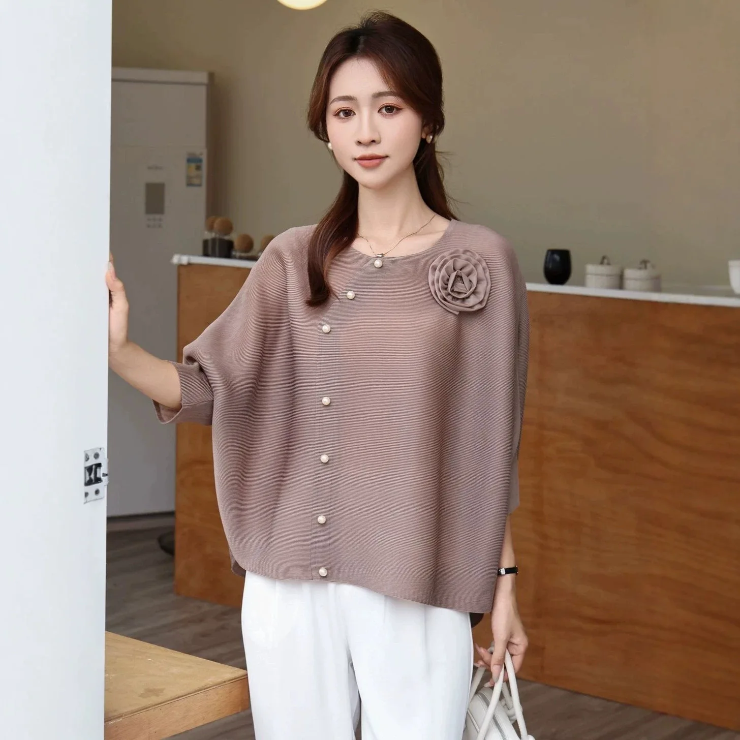 Miyake Pleated Tops for Women 2026 Summer New Fashion Temperament Age-reducing Loose Mid-sleeve Round Neck Pullover T-shirt