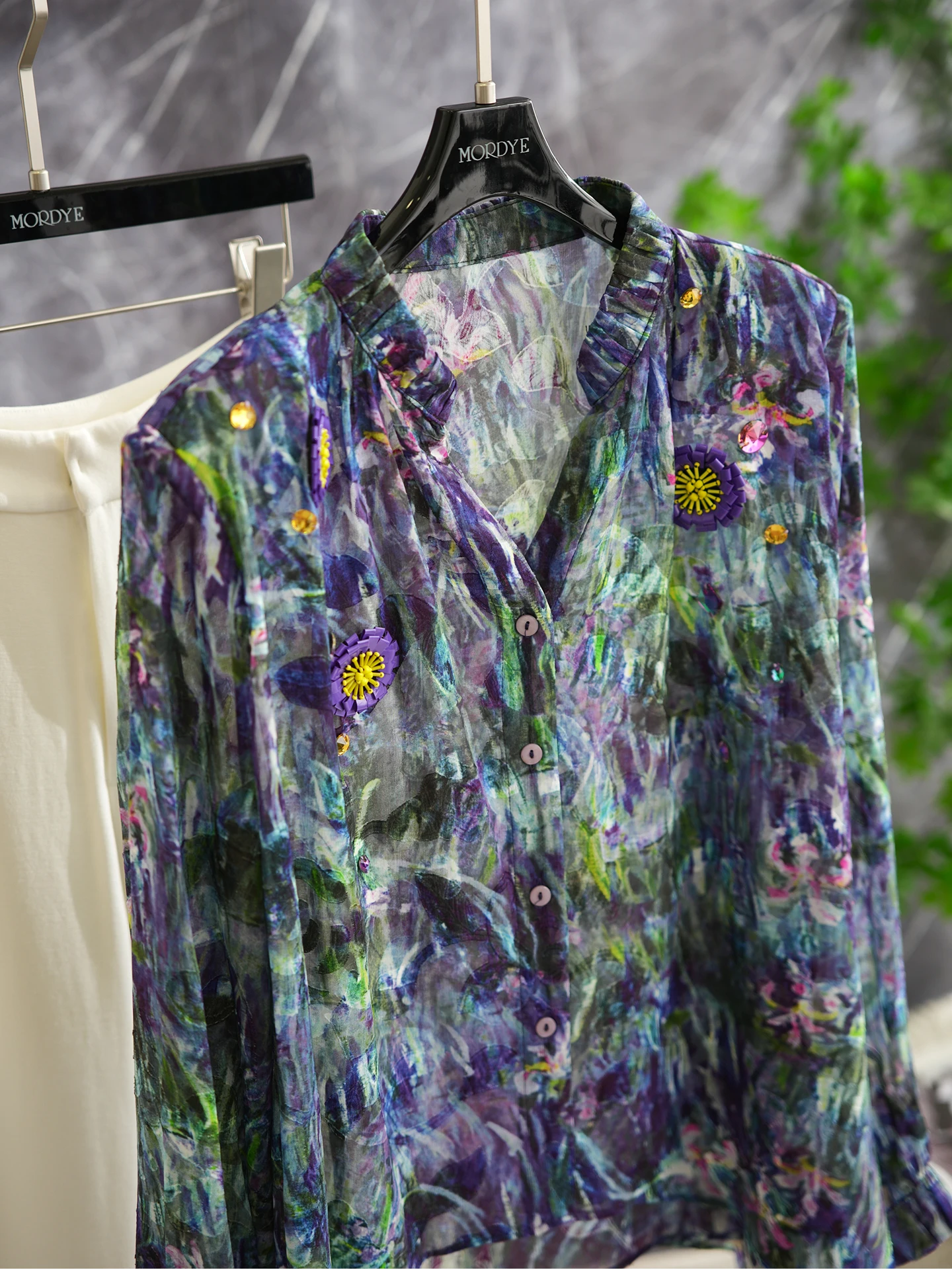 

Elegant Long Sleeve Printed Shirt Women's Stand Collar Flowing Design Breathable Silk Original Design Summer Fashion Top