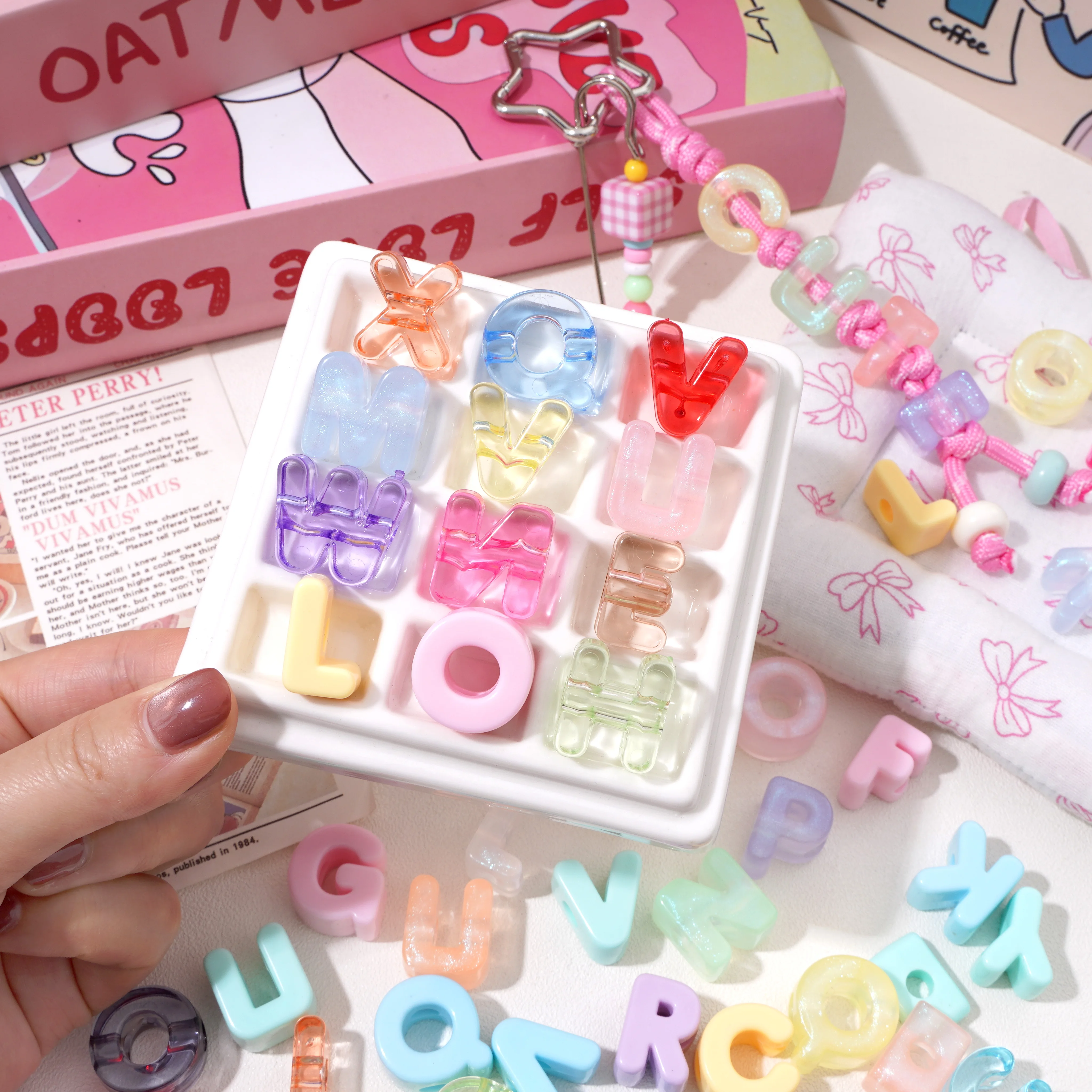 150pcs Big Hole Acrylic Letter Beads Mixed Color Cube Alphabet Beads 500g for DIY Phone Chains Keychains Jewelry Making Crafts
