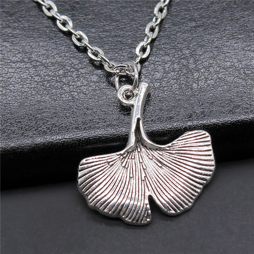 Dropshipping Antique Silver Color 24x23mm Ginkgo Biloba Pendant Necklace For Women