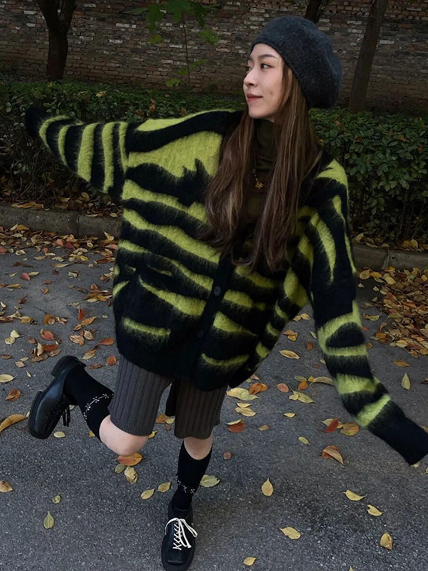 Large Size Green Striped Cashmere Sweater Women's Autumn Winter Casual V-Neck Color Block Knitted Cardigan Top Trendy - view 5