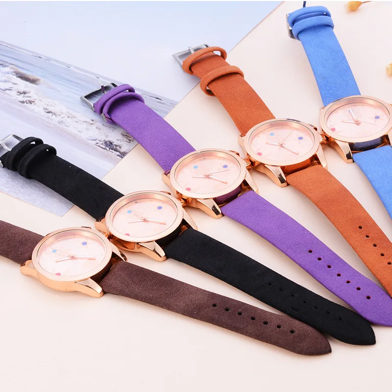 نساء ساعة موضة فستان كوارتز السيدات عادية جلدية ساعات المعصم هدية الدب ساعة بسيطة Relogio Feminino Relojes Mujer