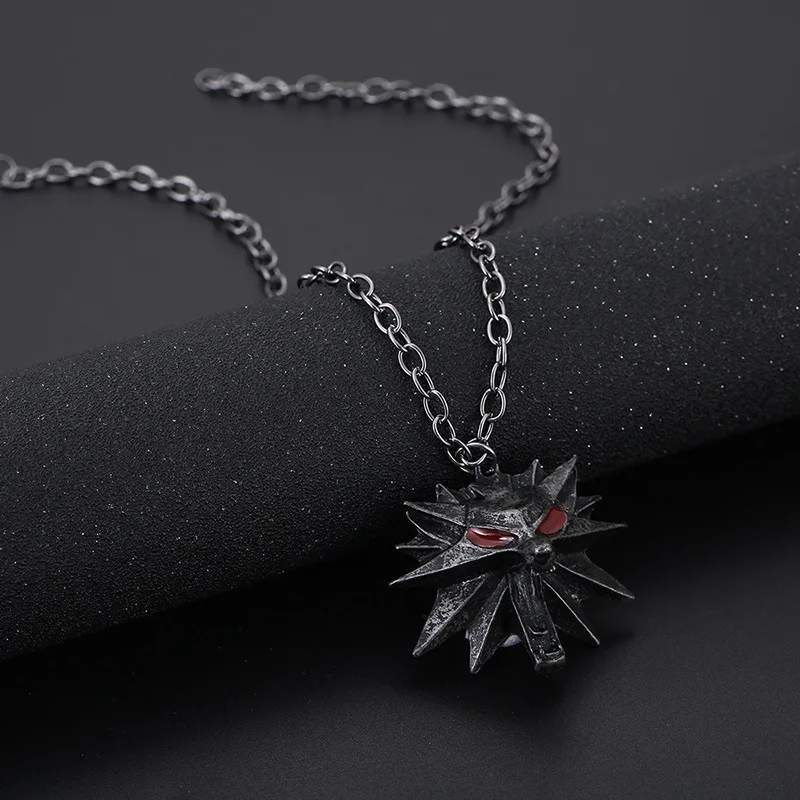 DIY accessories Witcher 3 Wild Hunt Personality Wolf Head Men's Alloy Pendant Necklace