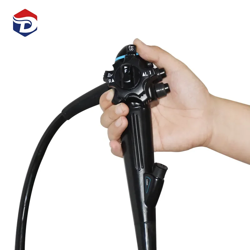 The Dutai FES-H300 Medical disposable flexible choledochoscope is used to connect the choledochoscope to the host all-in-one