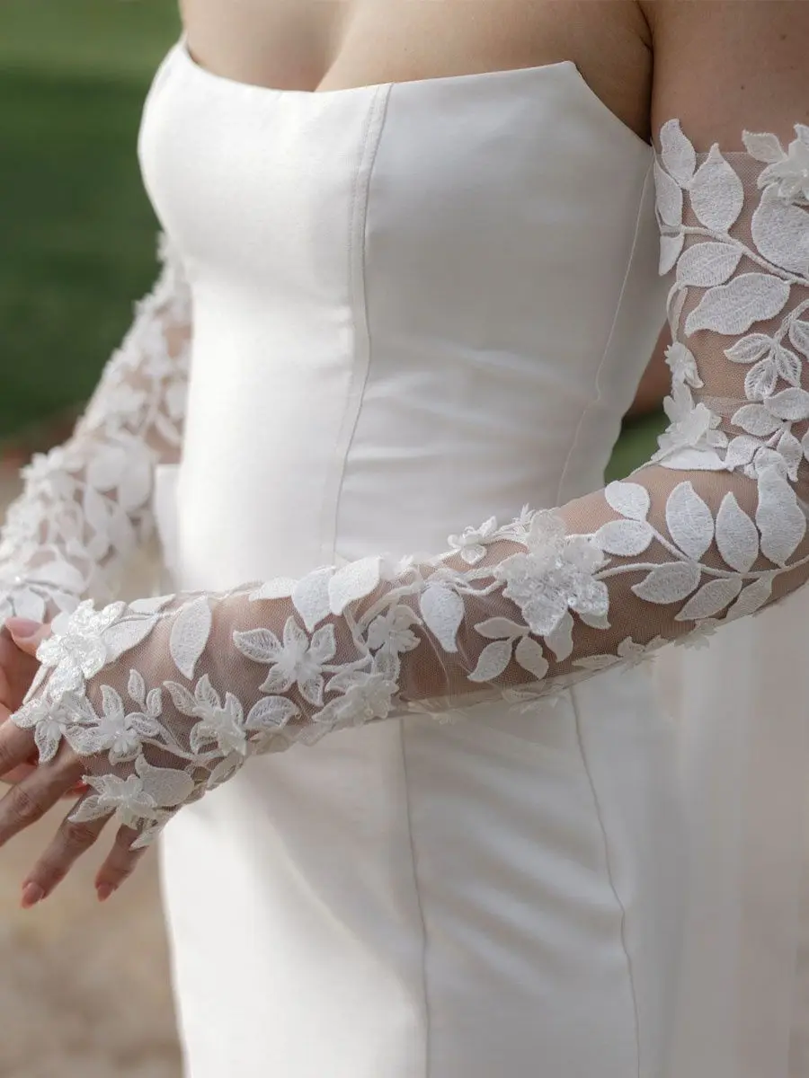 Lace Wedding Gloves Appliques Beaded Sleeveless Bridal Sleeves Bride Formal Party Wedding Accessory