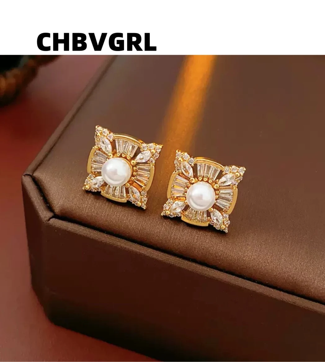 

Popular zirconium square pearl earrings, fashionable, exquisite, versatile earrings, luxurious high-end ear accessories for wome