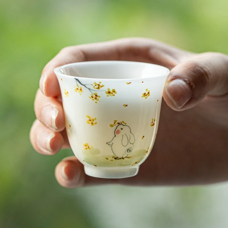 Handbemaltes unterglasurfarbenes Jade-Kaninchen-Teetasse-Teeset aus weißem Porzellan, chinesische Teezeremonie