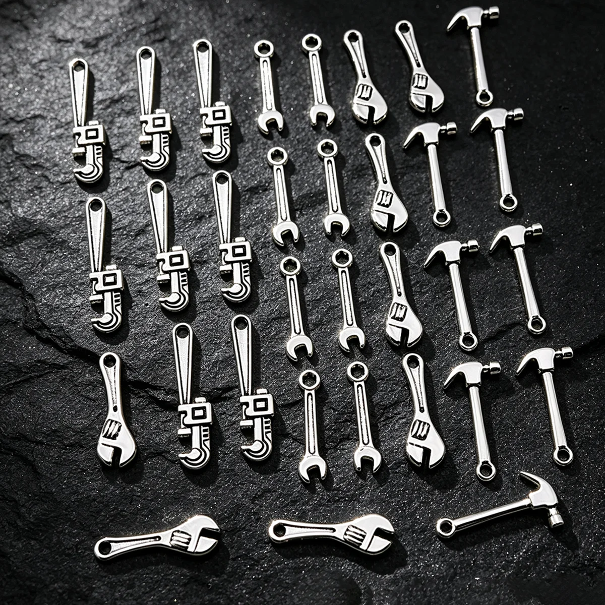32-Piece Set of Mini Tools for DIY Handmade Pendants, Including Wrenches, Pliers, Hammers in Various Shapes, Suitable for DIY Bracelets, Necklaces, Earrings, and Hanging Ornaments, as Well as Accessories for Handmade Beading Decorations