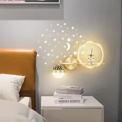 Lámpara LED de pared de astronauta creativa para mesita de noche para habitación de niños, luz nocturna, decoración espacial, iluminación de pared de fondo para sala de estar y dormitorio