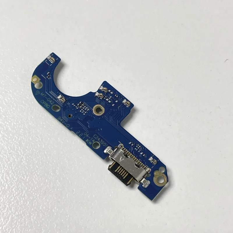 Рисунок 2 - USB-разъем для зарядки