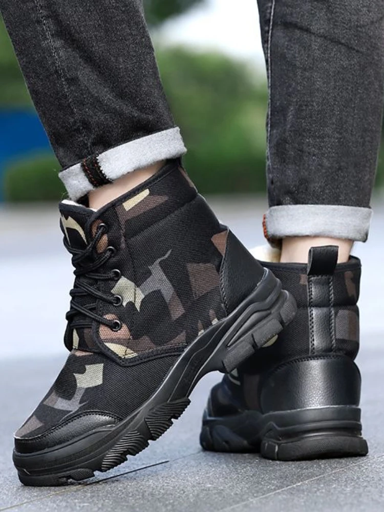 

Outdoor New Winter Men's Snow Boots Thickened Wool High Top Cotton Shoes Thick Sole Anti-Cold​