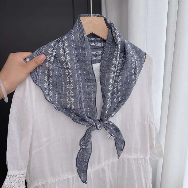 

Vintage artistic embroidered floral scarf women, made of soft cotton, sweet and sweet Japanese-style neck scarf, ve