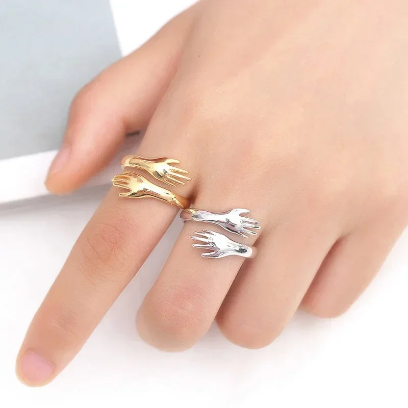 

Vintage Hug Hands Rings For Women Korean Style Adjustable Opening Finger Ring Bride Wedding Engagement Statement Jewelry Gift