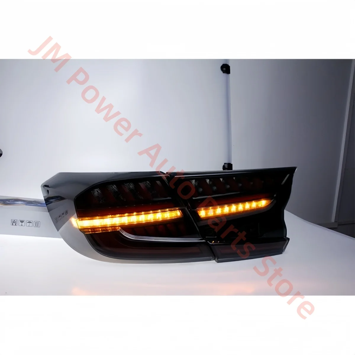 For Honda 10th Generation Accord Taillight assembly Modified Audi style LED flowing turn signals Driving brake light Auto parts