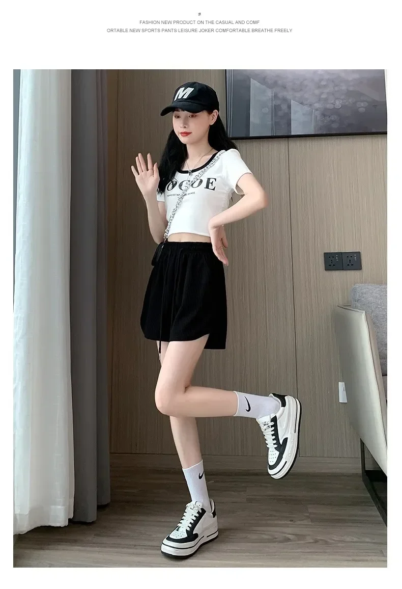 شورت رياضي نسائي عصري برباط غير رسمي جديد لعام 2025 شورت صيفي فضفاض مناسب عالي الخصر لليوجا على شكل حرف a مستقيم الساق