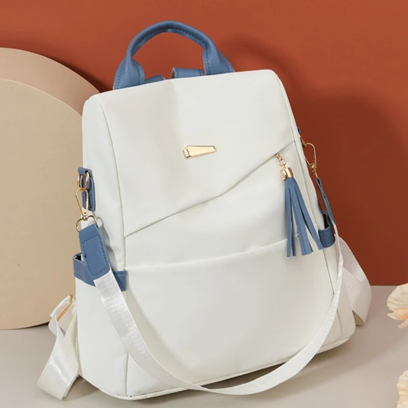 

2026 New Women's Backpack Fashion High Quality Women's Backpack Solid Color Versatile Large Capacity Girls' Travel Backpack