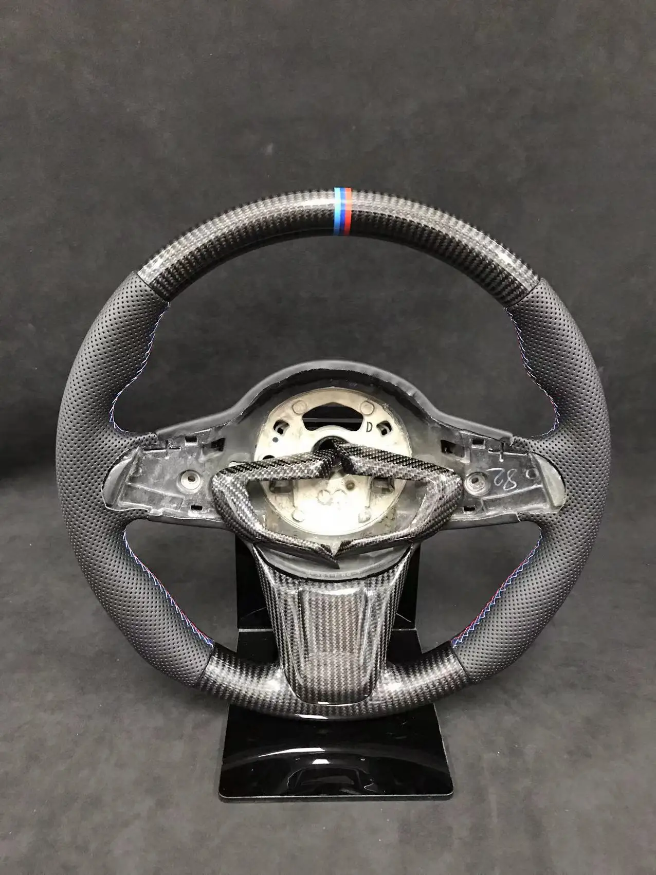 

TDD 100% Real Carbon Fiber Customized Steering Wheel for BMW Z4