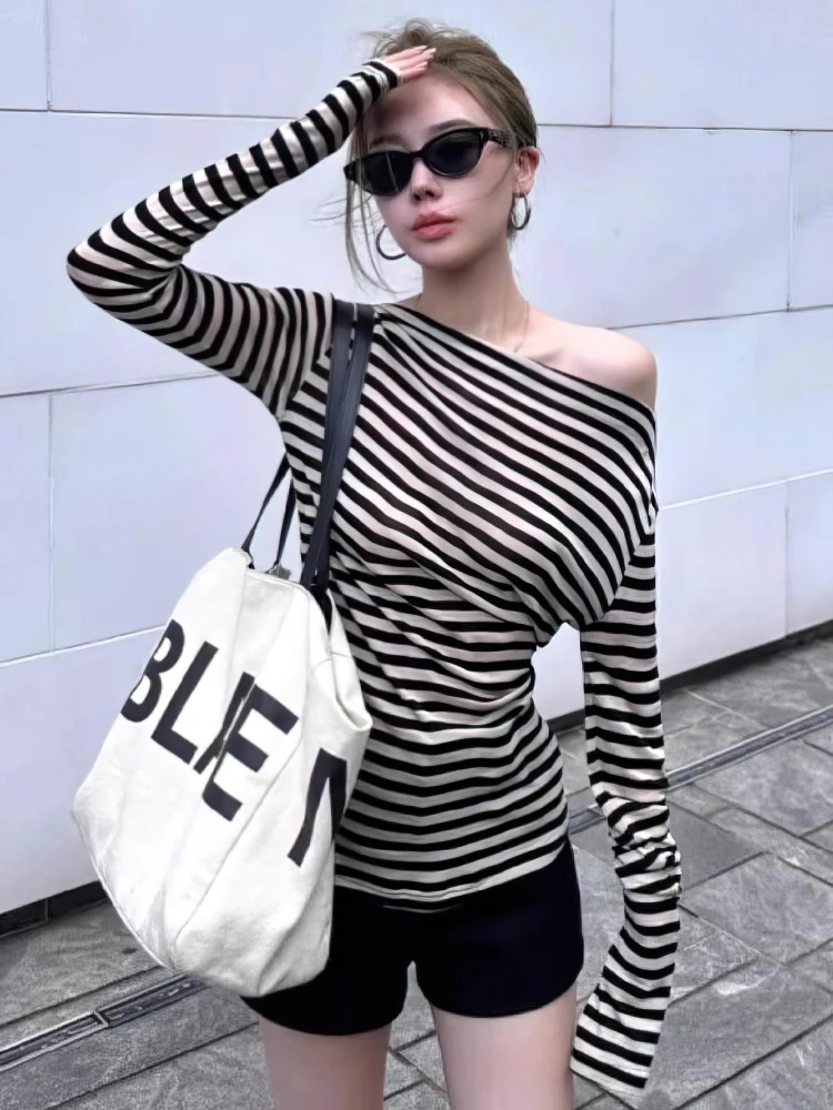 Vintage Off shoulder Striped Tops Women Korean Batwing Long sleeve T shirt Lady Strapless Basic Tees Steetwear Y2k Spring Fall