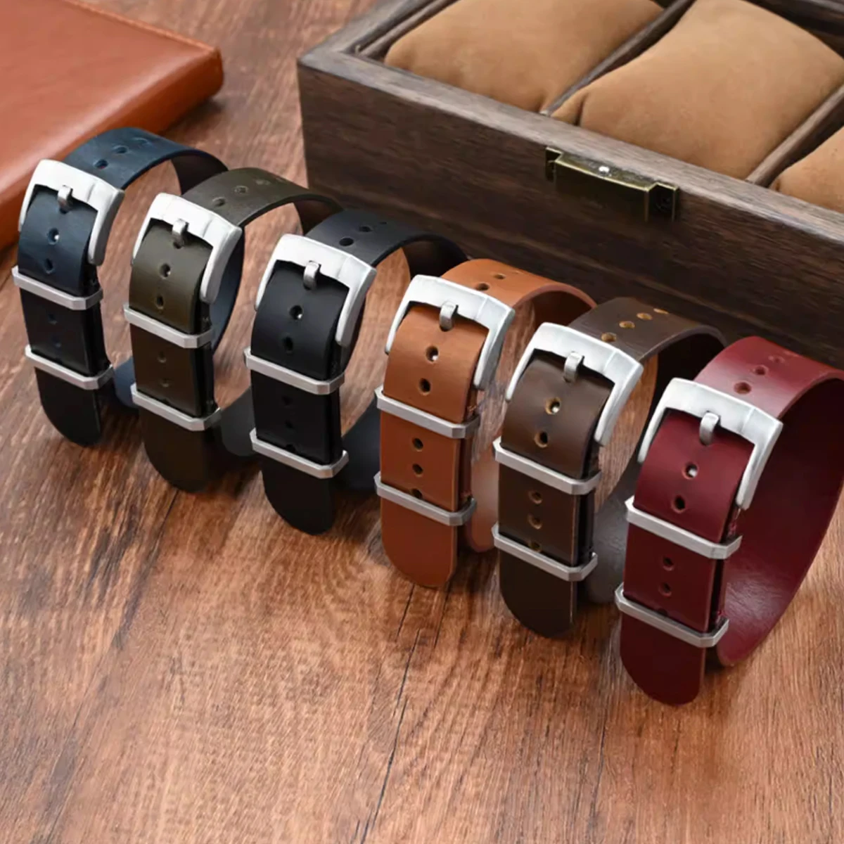 20mm 22mm Leather Watch Strap for Samsung Watch 7 6 5 4 Top layer oil wax leather watchband Universal bracelet for Huawei Watch