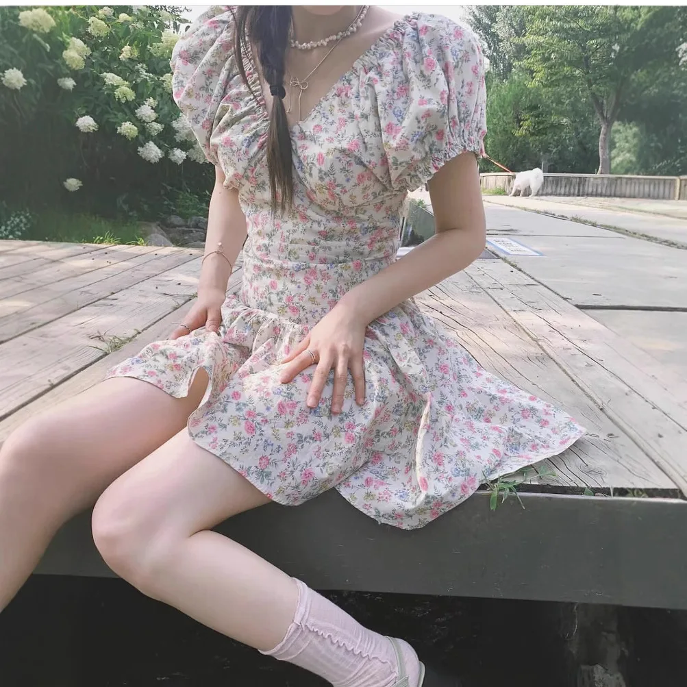 

French Style Deep V-neck Short Sleeve Floral Dress Hight Waist Sweet Women Summer Slim Short Dress