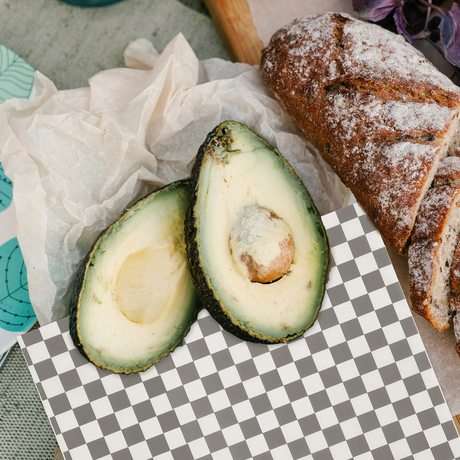 50 ورقة من ورق تغليف الطعام، أغلفة ساندويتش مقاومة للدهون، بطانات غير قابلة للتمزق، ورق خبز مقاوم للزيت لاستخدام الخبز والحفلات والنزهات