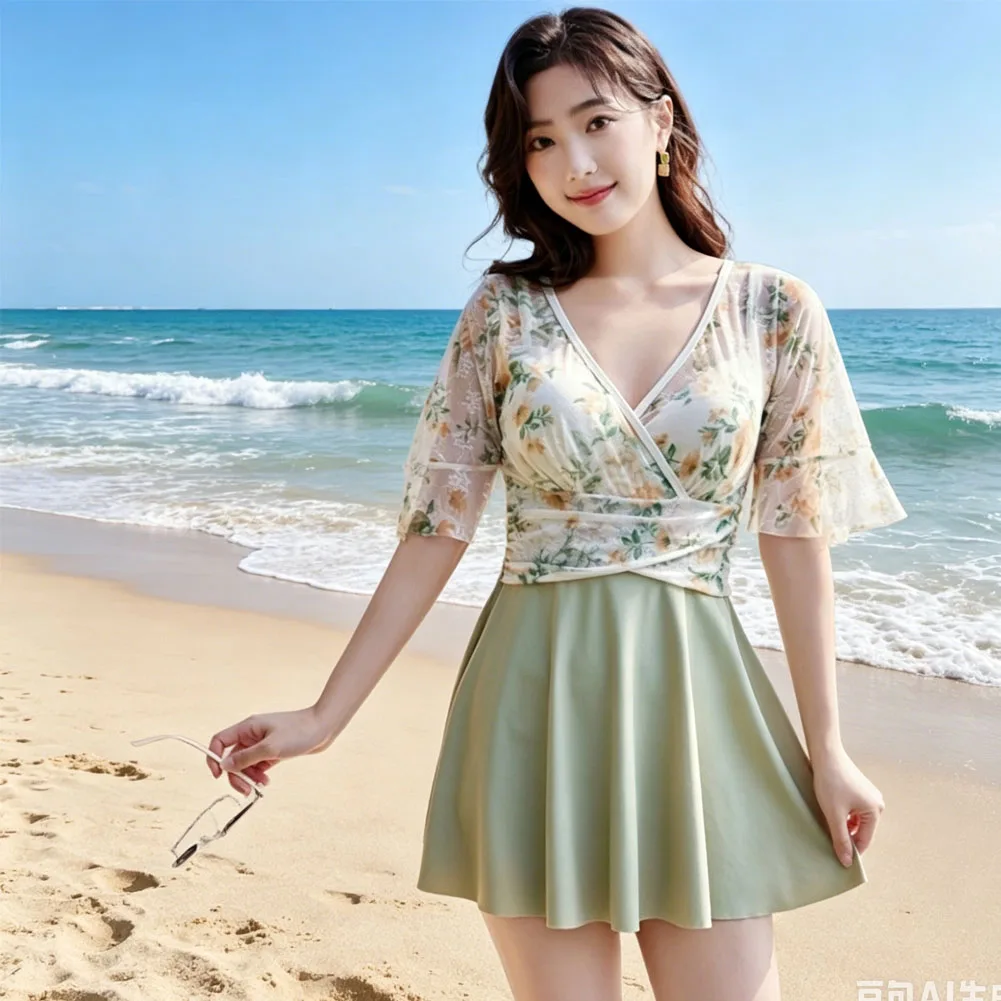 Skirt Style Swimsuit 80-130kg Women  V Neck Short Sleeve Built-in Chest Pad Conservative Quick-drying Floral Print Swimsuit