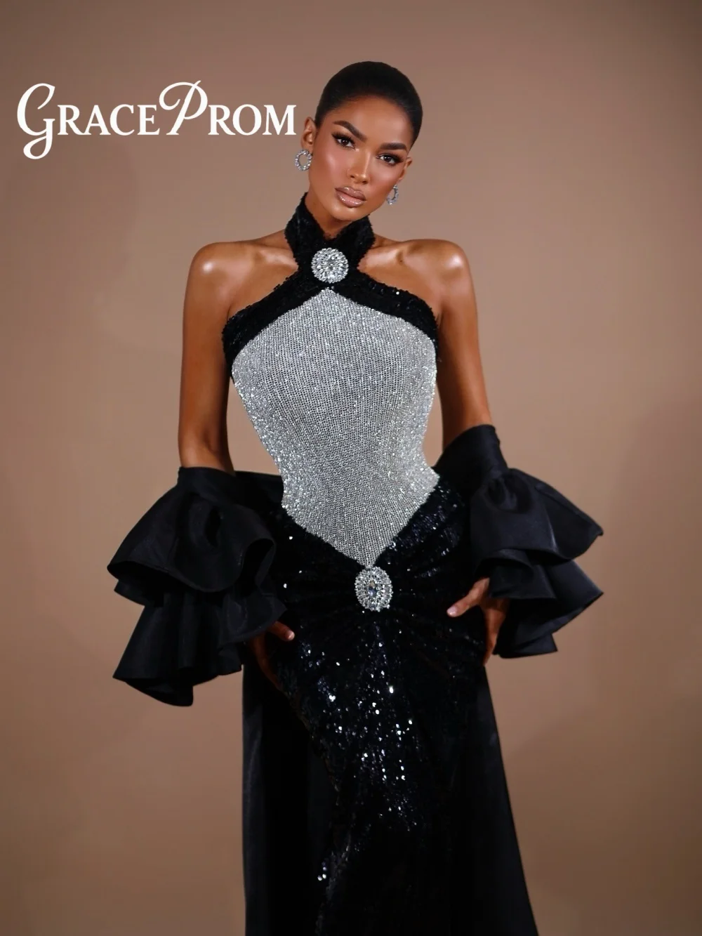 

Вечернее платье GraceProm с воротником-халтером, серебристыми кристаллами и черными пайетками, модель 2026 года, длинное, в пол, для вечеринок, robes de soirée
