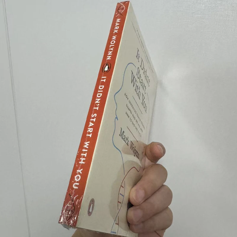 „It Did't Start with You“ von Mark Wolynn „How Inherited Family Trauma Shapes Who Are and How To End The Cycle“-Taschenbuch