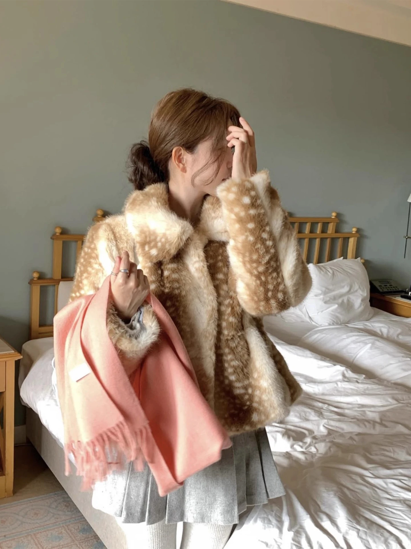 

Водяная шуба в стиле ретро, женская осенне-зимняя свободная универсальная теплая хлопковая шуба с вышивкой в виде оленя и леопардового узора