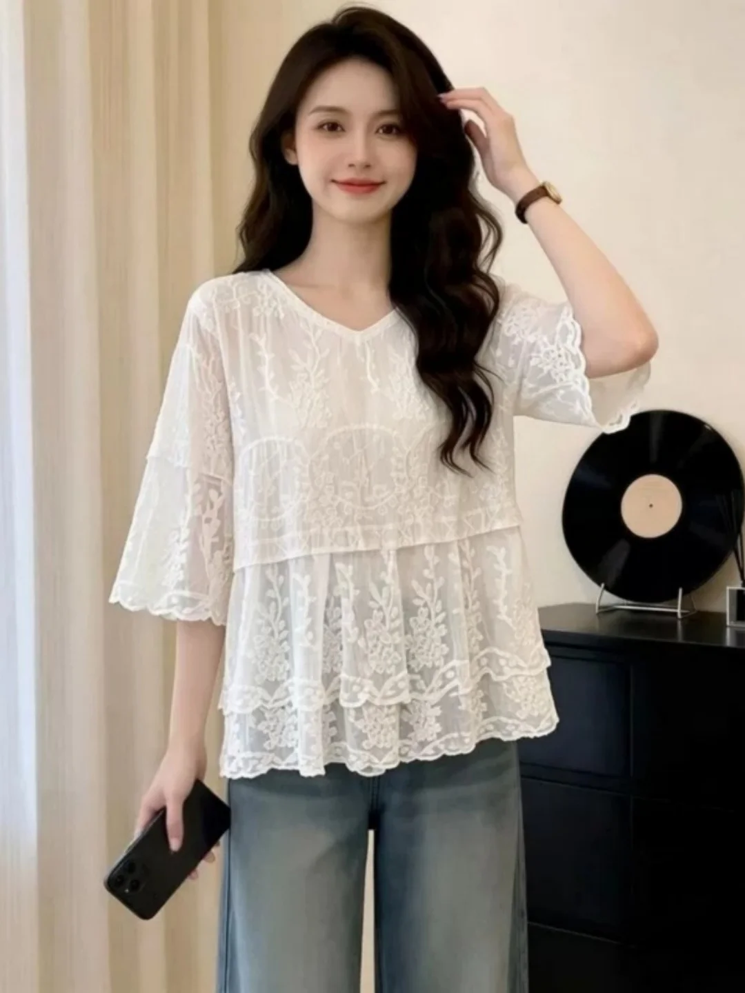 plus Size Lace Shirt V-Neck Hook Flower Design Women's Fashionable Slimming Sun Protection Top Cover Stomach Korean Style Loo...