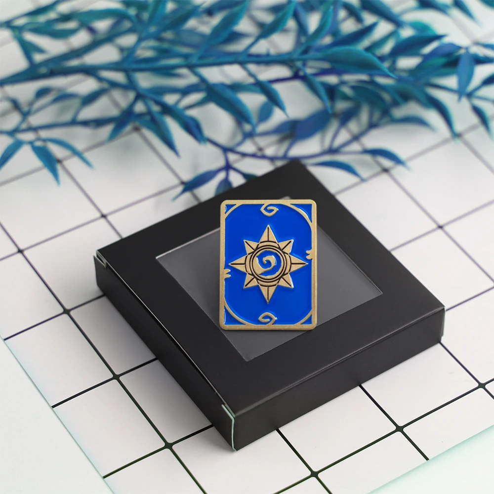 HearthStone Standard-Kartenrückseite Brosche Kartenspiel Emaille-Anstecker Klassisches Cartoon-Spielbild Peripheres Abzeichen für Fans Sammlerstücke Souvenirs – Detail 5