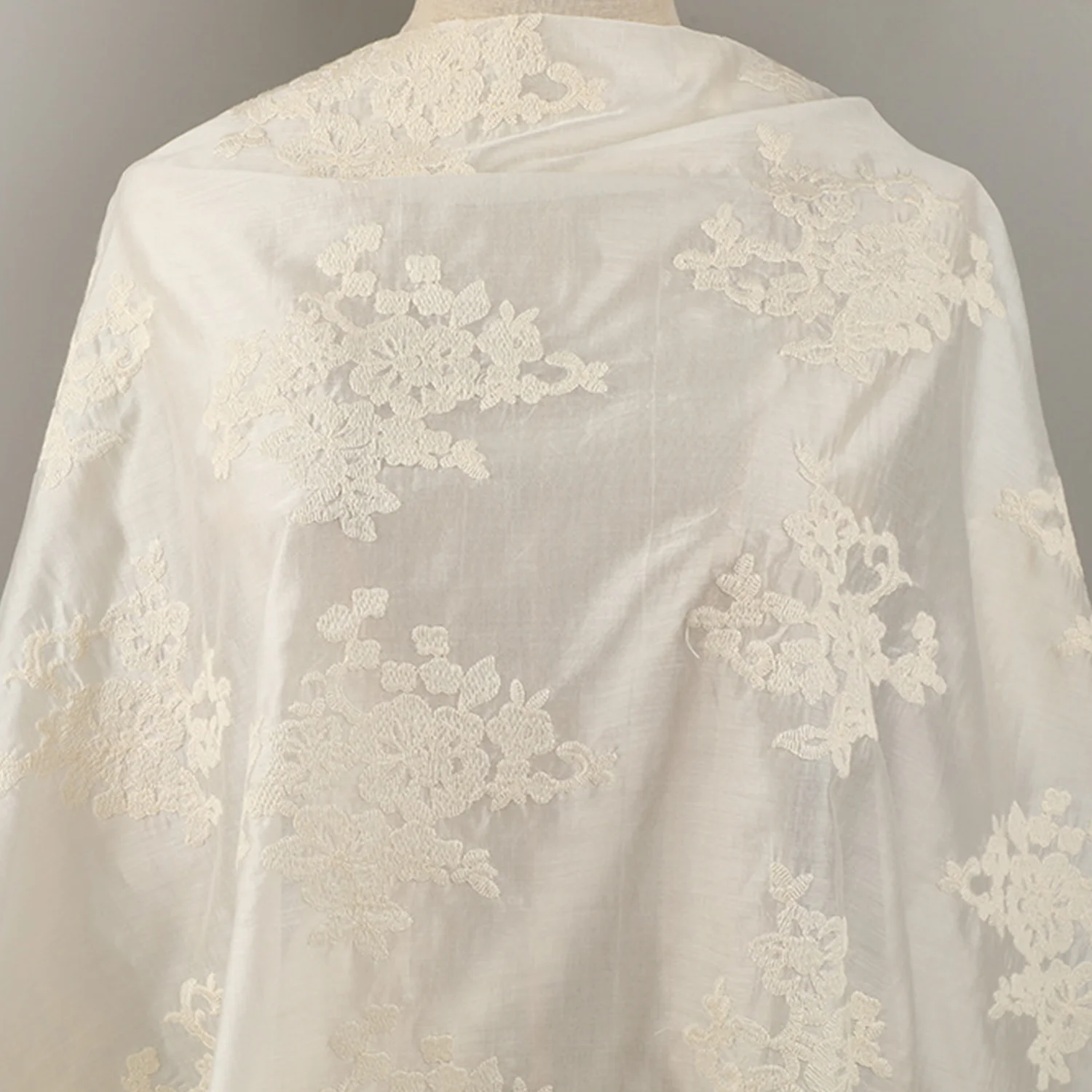 

5 Yards Apricot-Colored Silk Cotton Mesh Dress Fabric Full-Width Embroidered Lolita Underskirt Dress Wedding Home Decor Fabric