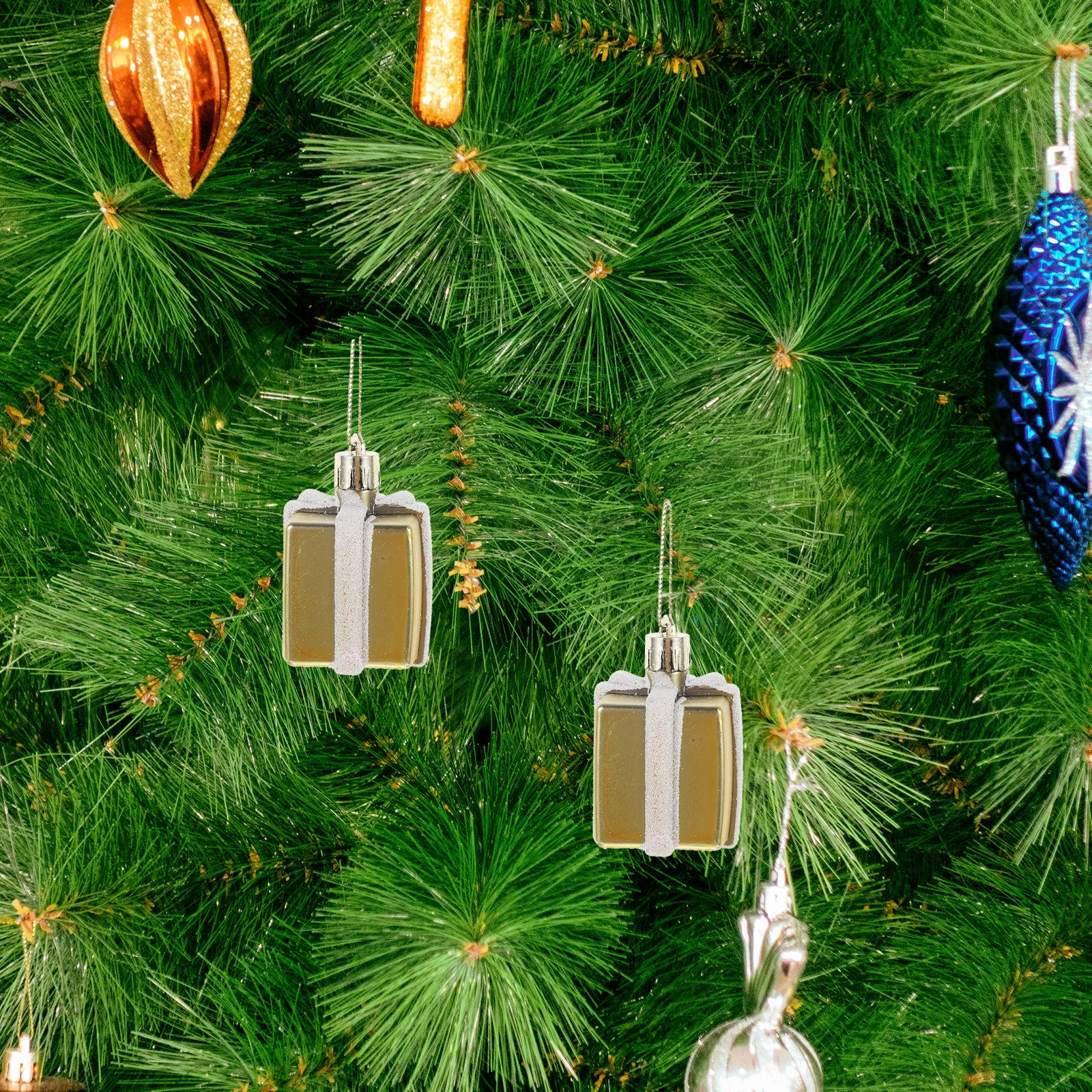 

12 Pcs Tree naments 5cm Plastic Hanging Decor Gift Box Shaped Pendants Xmas Tree nament Golden Xmas DIY