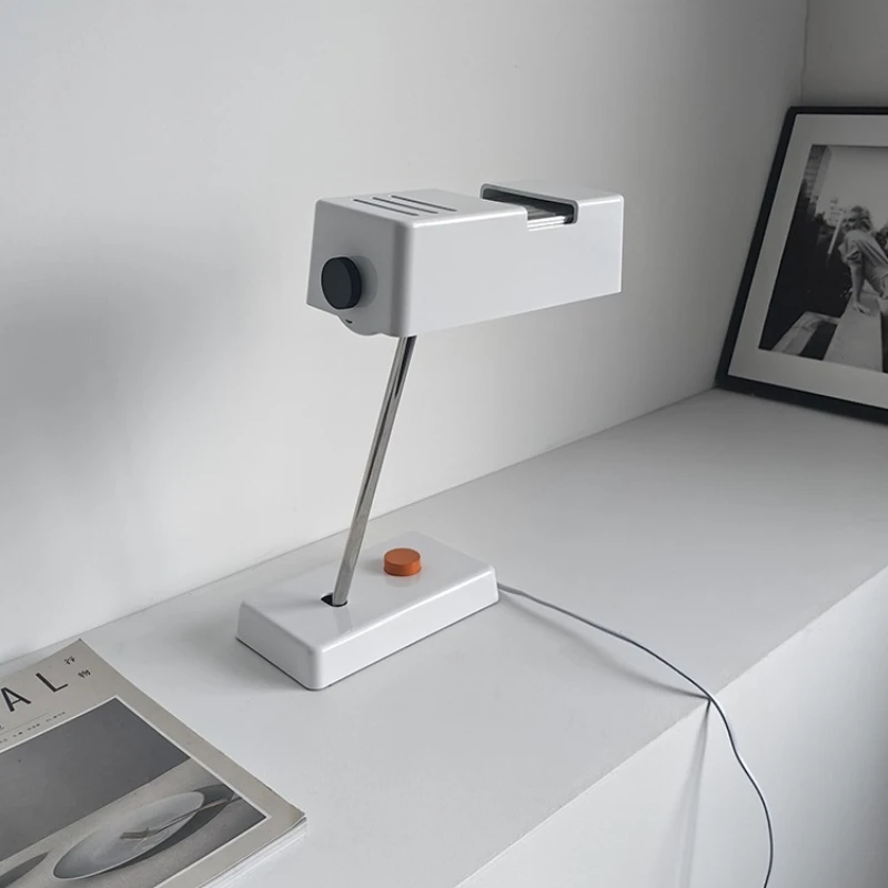 

Classic medieval simple desk lamp designer study bedroom bedside atmosphere decorative lighting lamp