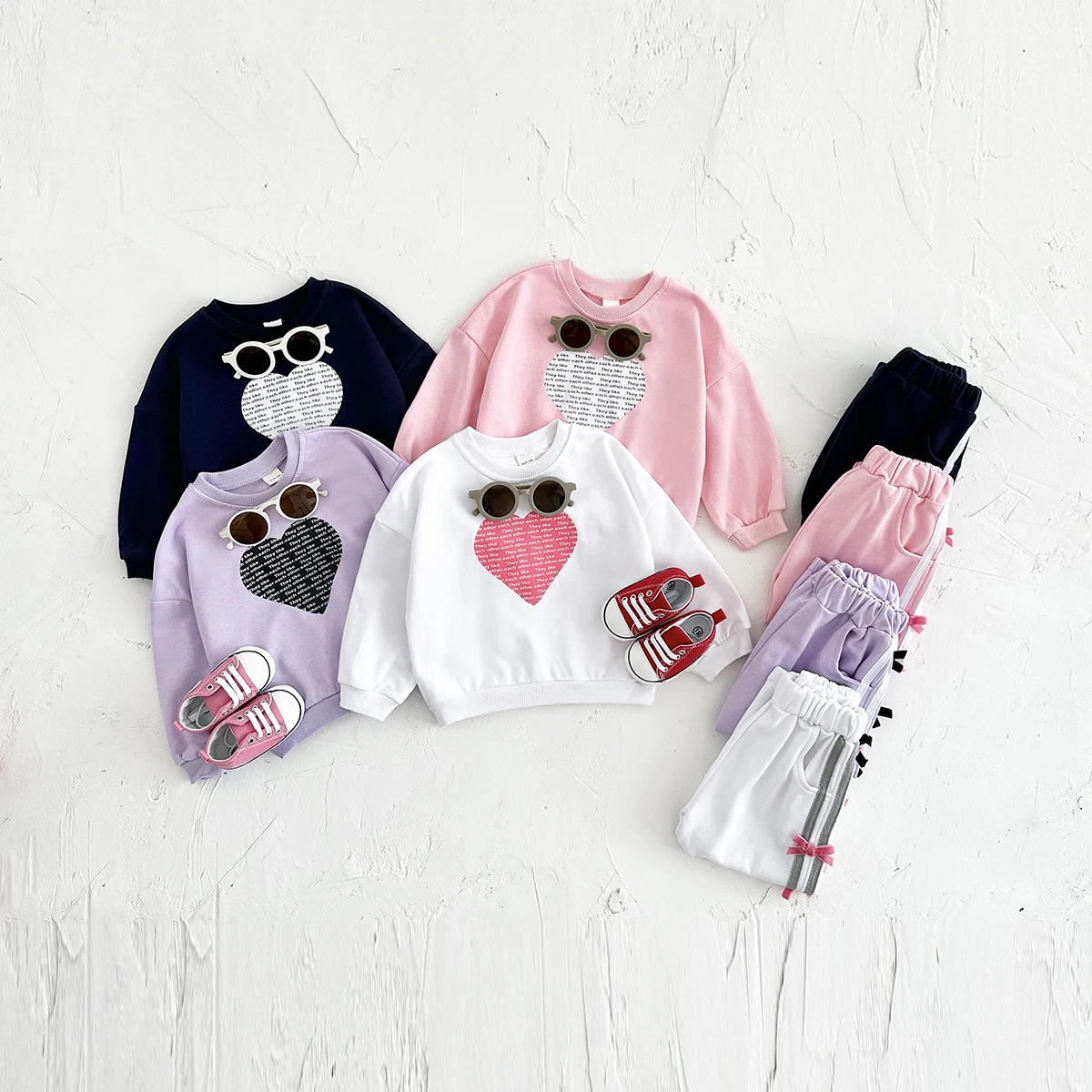 INS Spring Baby Girls Clothing Set Bow Heart Printed Letter Sweatshirt Long Sleeves+Pants Sweet Style Pullover Newborn 0-4Y