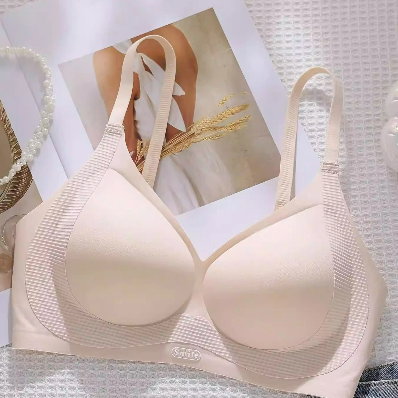 KUCLUT New Summer Bras for Wom - T Shirt Bra Seamless recension och pris
