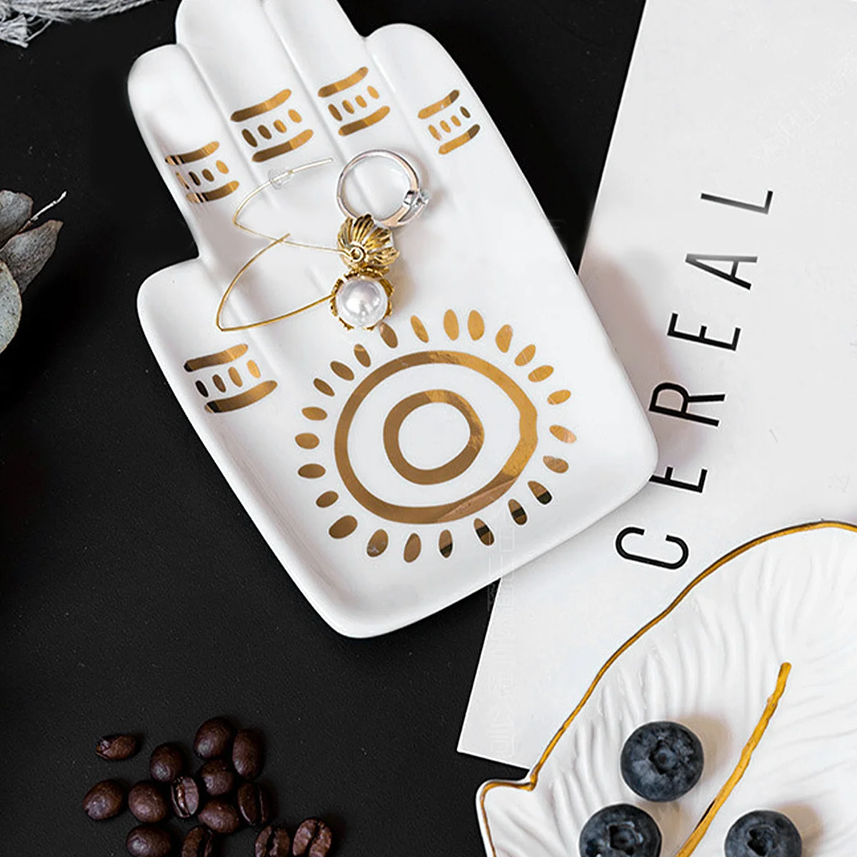 Creative Hand Shaped Jewelry Organizer Whiteware Tray Minimalist Design Safe Non-Slip Earring Necklace Bracelet Storage