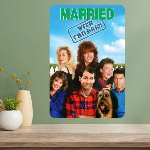 

Металлическая табличка с изображением классического телешоу «Семья с детьми»